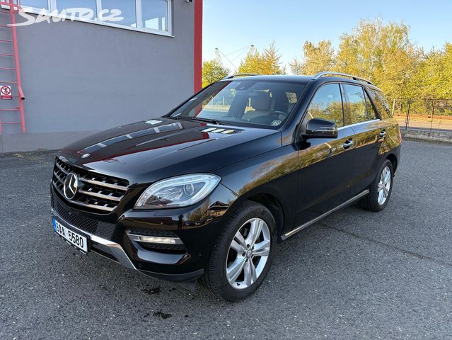 Mercedes Třída M